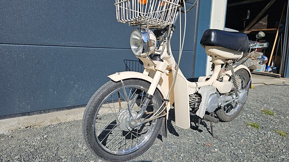 Yamaha QT 50 5 of 18