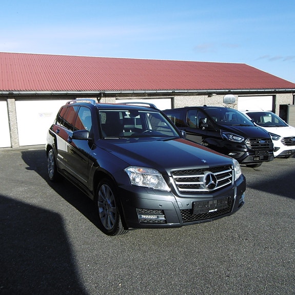 Mercedes-Benz GLK220 8 of 30