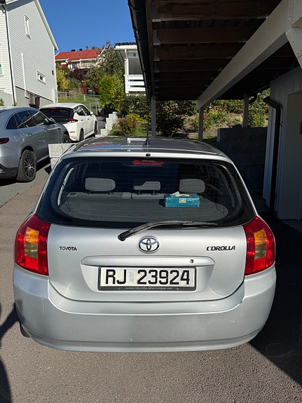 Toyota Corolla 6 of 17