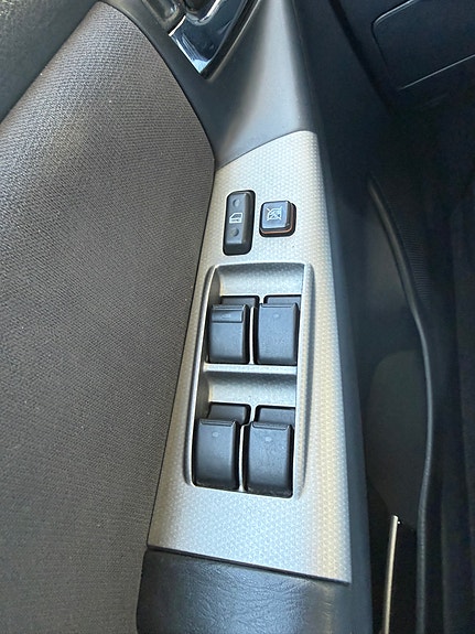 Toyota Corolla 15 of 17