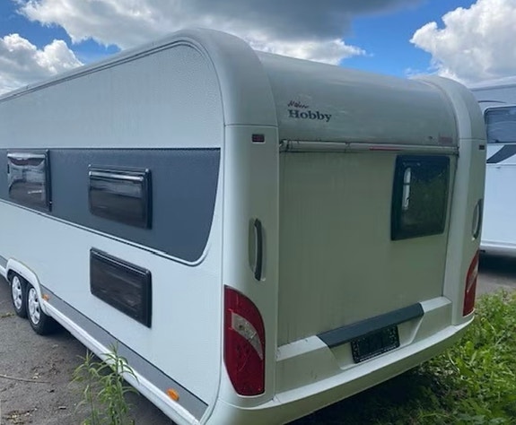 Hobby 650 KMFE DE LUXE 3K 4 of 29