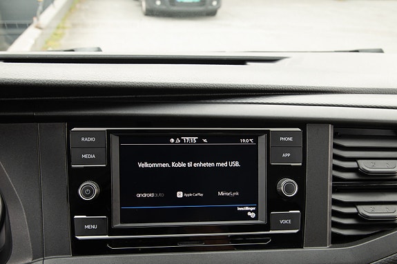 Volkswagen Transporter 19 of 28