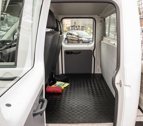 Volkswagen Transporter 12 of 28