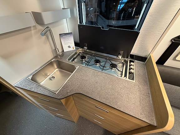 Bilde 22 av Adria Matrix Select 670DL