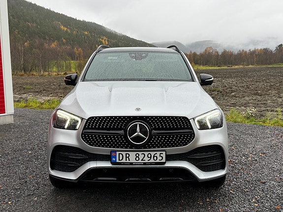 Mercedes-Benz GLE350 de 2 of 19