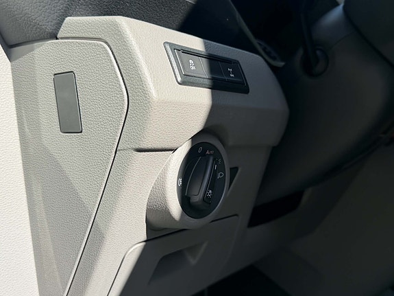 Volkswagen Transporter 21 of 30