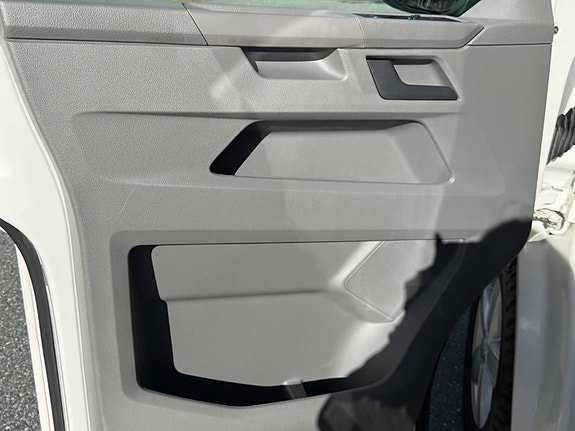 Volkswagen Transporter 26 of 30