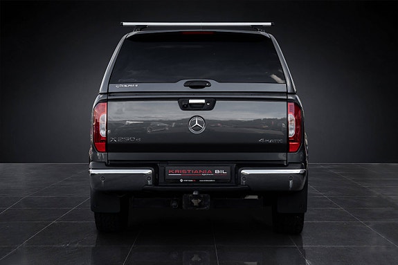 Mercedes-Benz X250 d 4 of 30