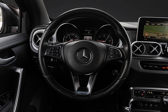Mercedes-Benz X250 d 16 of 30