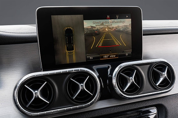Mercedes-Benz X250 d 27 of 30