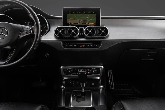 Mercedes-Benz X250 d 26 of 30