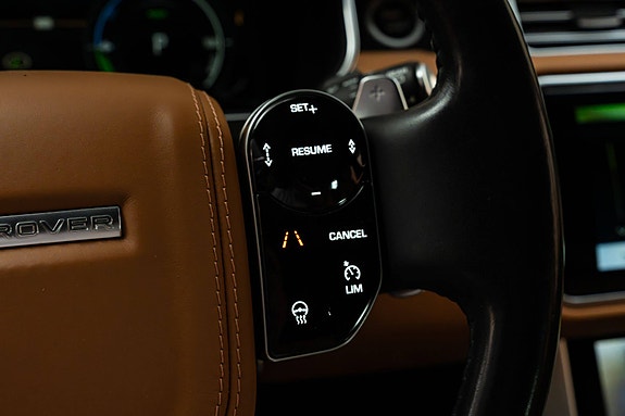 Land Rover Range Rover 15 of 30