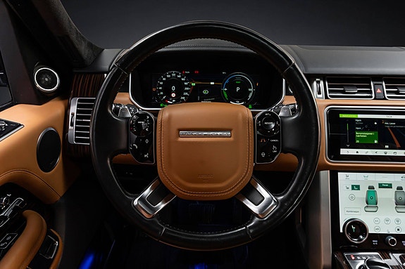 Land Rover Range Rover 13 of 30