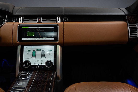 Land Rover Range Rover 19 of 30