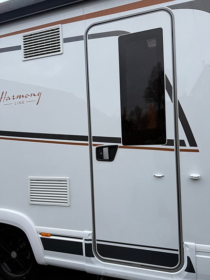 Bürstner Lyseo M Harmony T 8 of 25