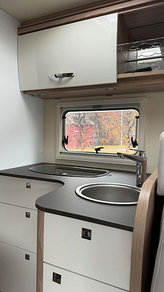 Bürstner Lyseo M Harmony T 14 of 25