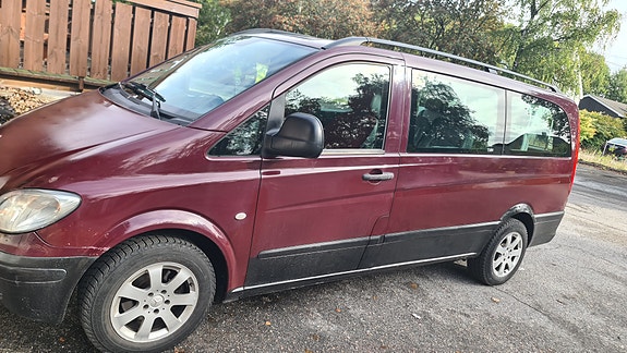 Mercedes-Benz Vito 111 12 of 12
