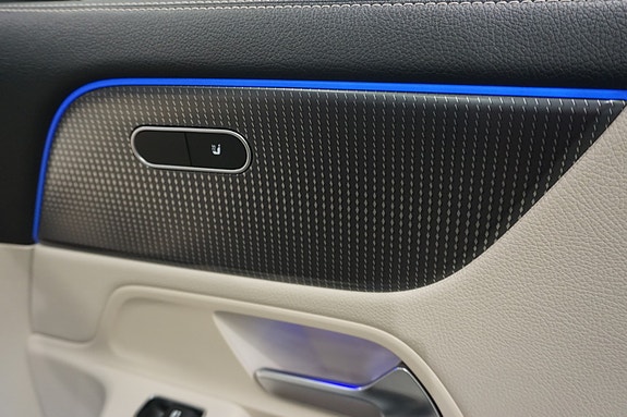 Mercedes-Benz EQA350 29 of 30