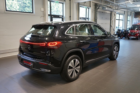 Mercedes-Benz EQA350 8 of 30