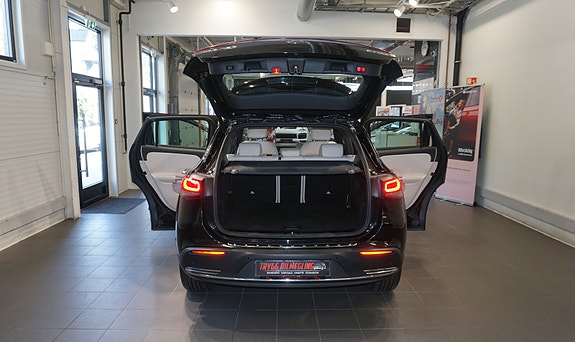 Mercedes-Benz EQA350 14 of 30