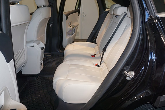 Mercedes-Benz EQA350 22 of 30