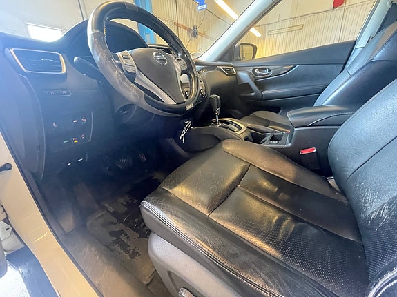 Nissan X-Trail 13 of 15