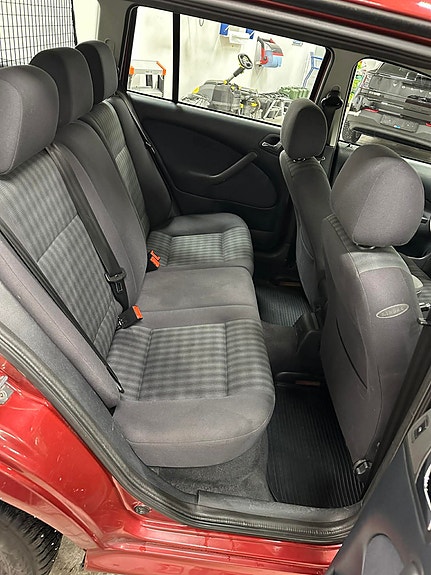 Skoda Octavia 18 of 24