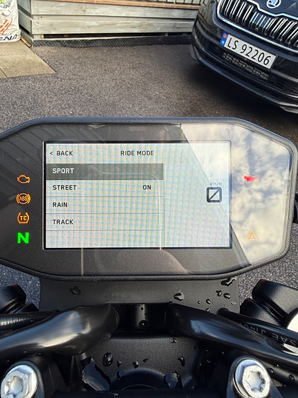 KTM 790 Duke 14 of 15