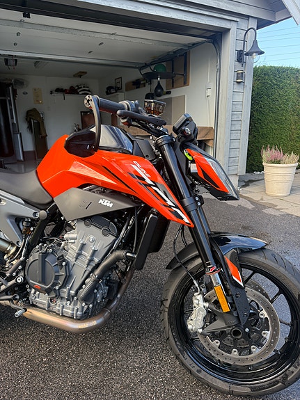 KTM 790 Duke 9 of 15