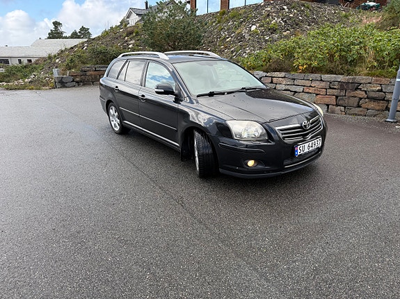 Toyota Avensis 14 of 29