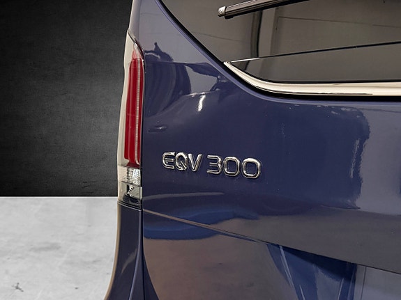 Mercedes-Benz EQV300 13 of 30