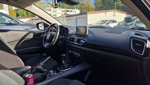 Mazda 3 13 of 27