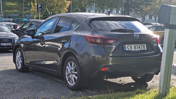 Mazda 3 4 of 27