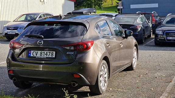 Mazda 3 6 of 27