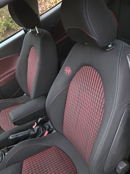 Alfa Romeo MiTo 3 of 8