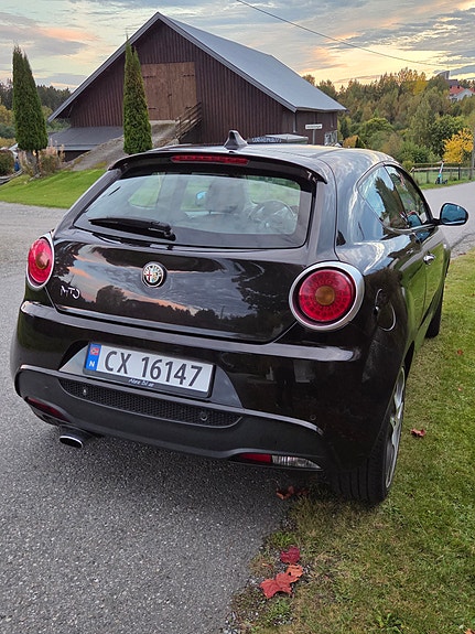 Alfa Romeo MiTo 5 of 8