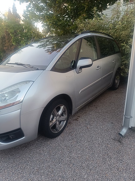 Citroen Grand C4 Picasso 8 of 9