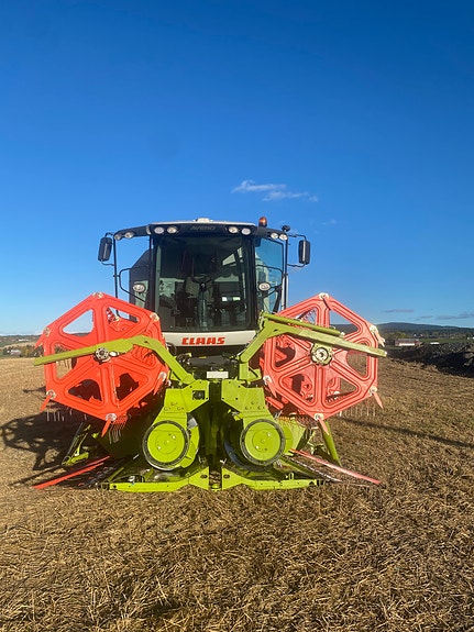 CLAAS Avero 240 APS 6 of 18