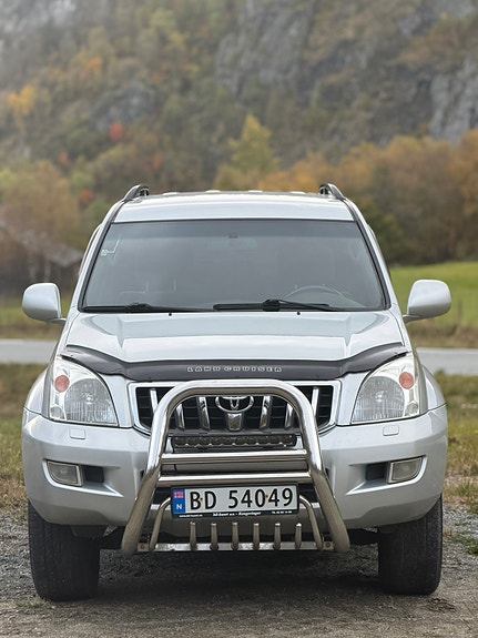 Toyota Land Cruiser 11 of 30