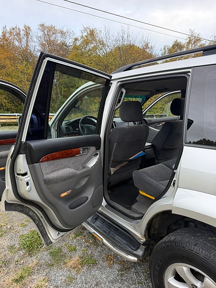 Toyota Land Cruiser 15 of 30
