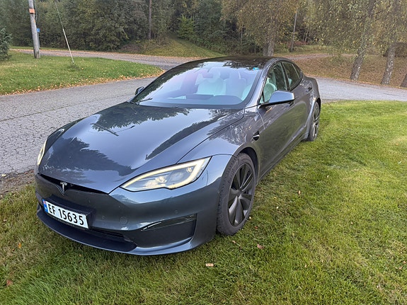Tesla Model S 2 of 30