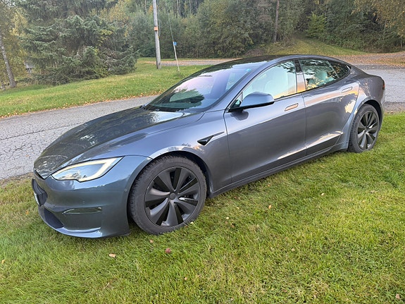 Tesla Model S 3 of 30