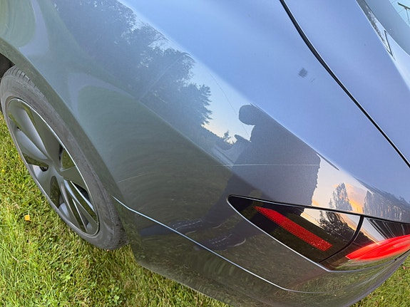 Tesla Model S 5 of 30