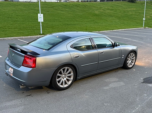 Dodge Charger 7 of 20