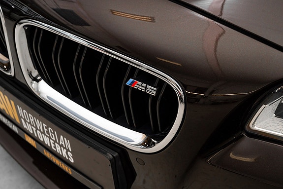 BMW M5 6 of 30