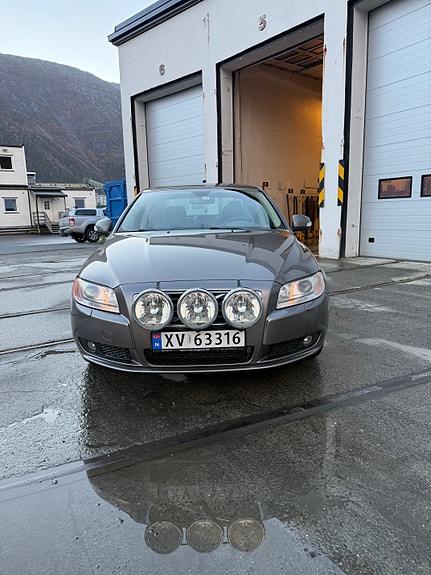 Volvo S80 2 of 22