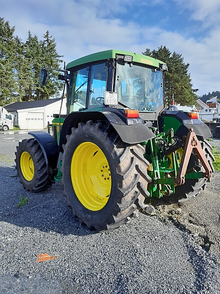 John Deere 6210 SE 6 of 13