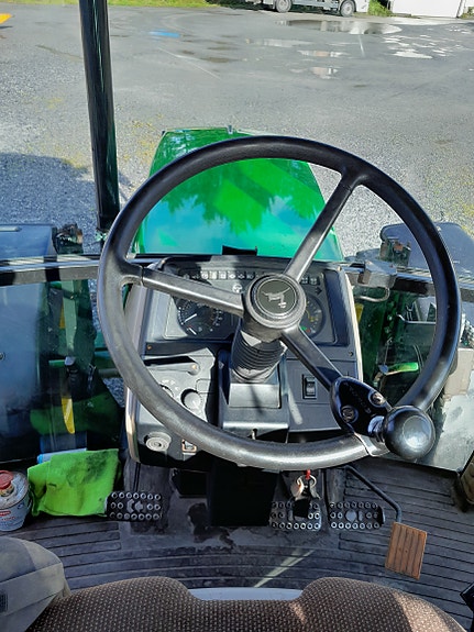 John Deere 6210 SE 13 of 13