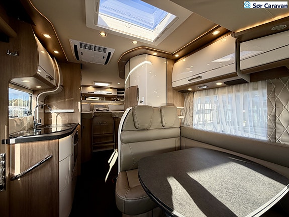 Carthago C-Tourer I 143 LE Mercedes 20 of 30