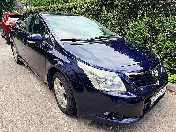 Toyota Avensis 13 of 15
